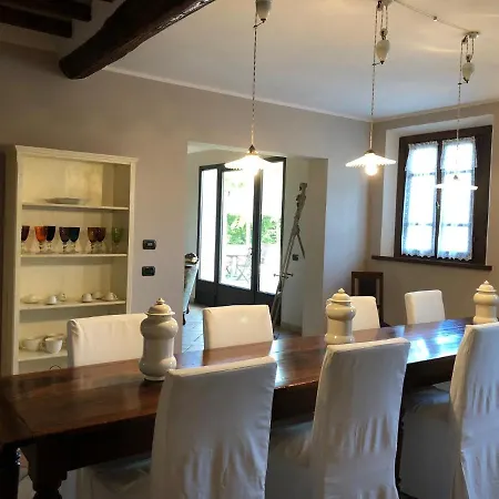 Via D' 8 3* Gualtieri