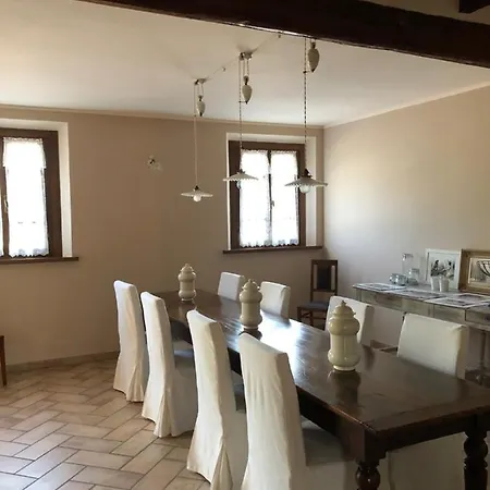 Couette-café Via D' 8 Gualtieri