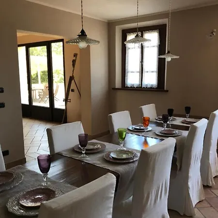 Via D' 8 Panzió Gualtieri