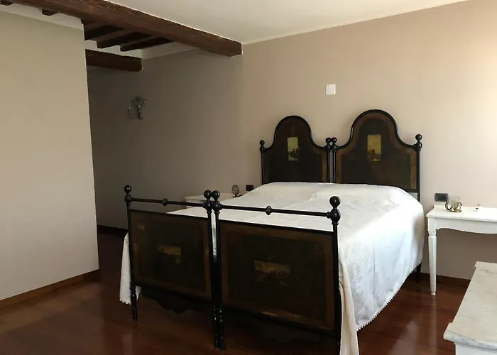 Bed & Breakfast Via D' 8 3*