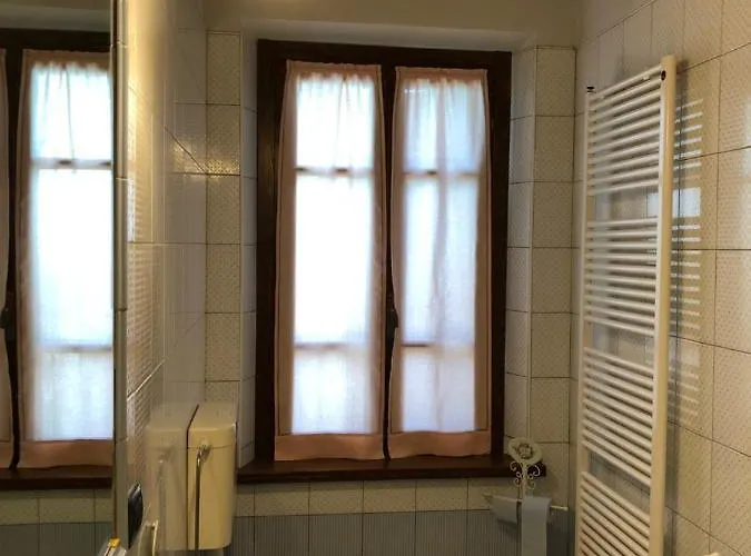 Via D' 8 Bed & Breakfast 3*