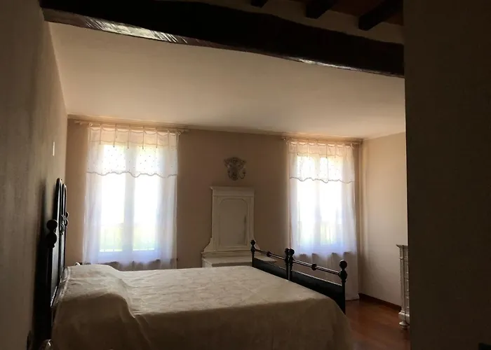 Via D' 8 3* Gualtieri